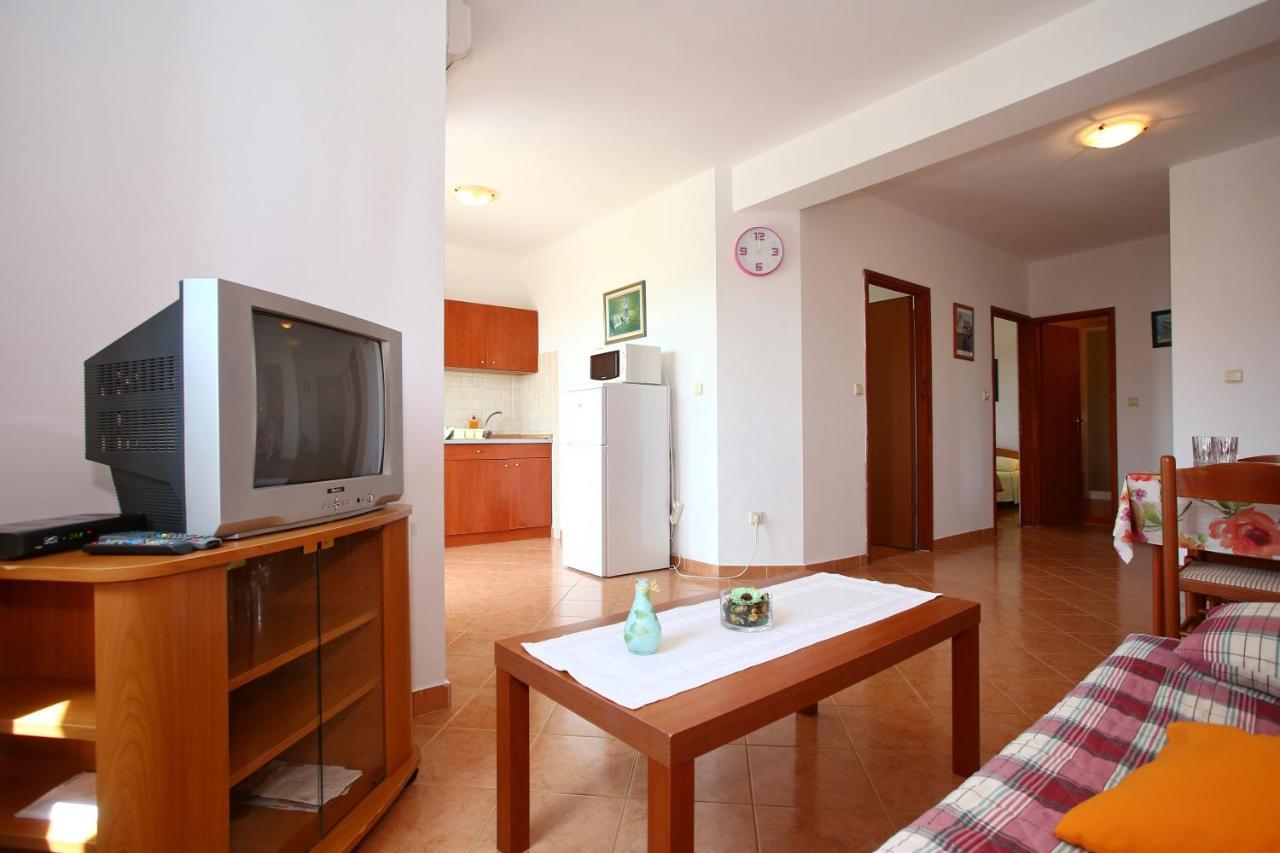 Apartments Vila Ana Seline Exterior photo