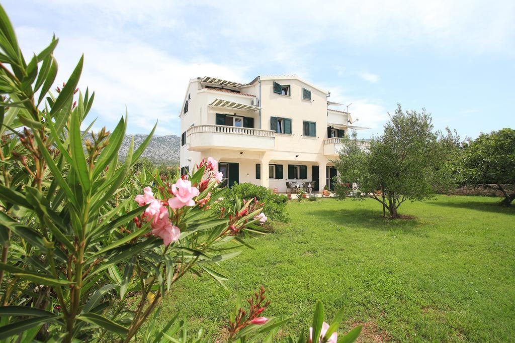 Apartments Vila Ana Seline Exterior photo
